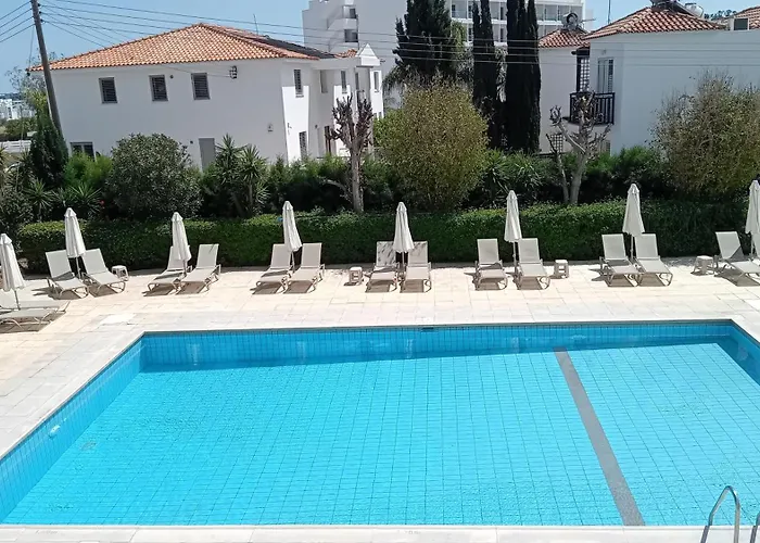 Ξενοδοχείο Διαμερίσματα Μανταλένα